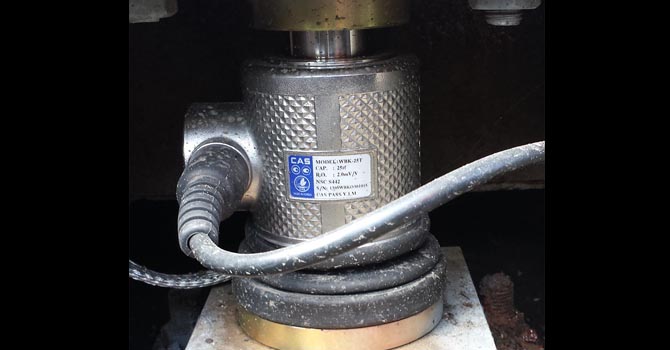 Retro fitted Load Cells installed to a weighbridge in Hemmant